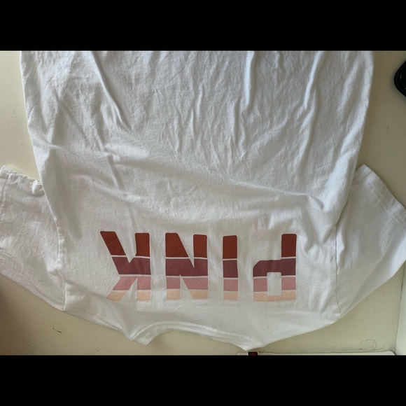 crop top - Picture 2 of 2